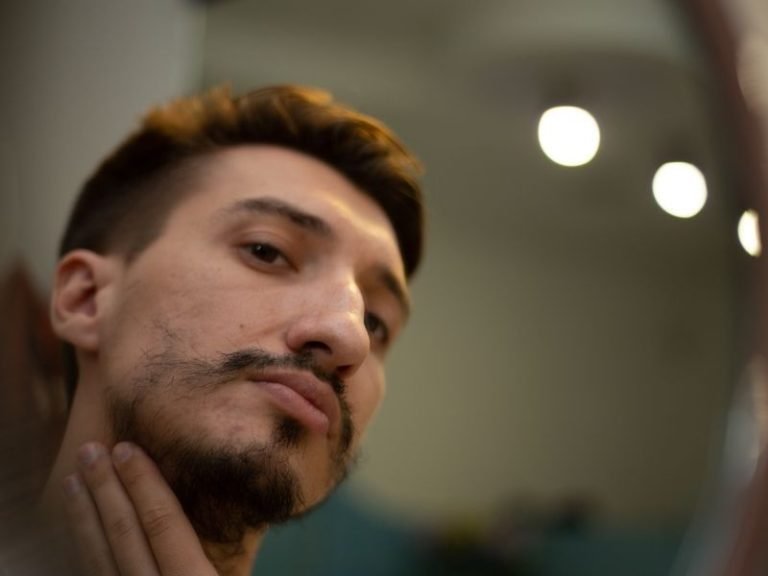 Tratamento de barba falhada em Curitiba