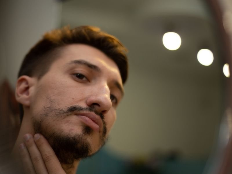 Tratamento de barba falhada em Curitiba