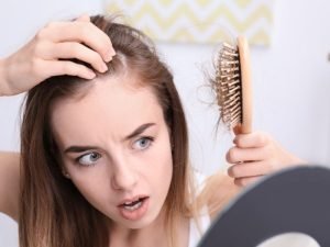 Pós-COVID queda de cabelo em Curitiba