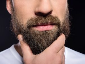 Tratamento de crescimento de barba em Curitiba